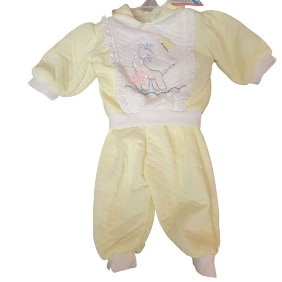 Vintage NWT Baby Girl 6-9 Months Small Steps Yellow Giraffe Outfit - Picture 1 of 6